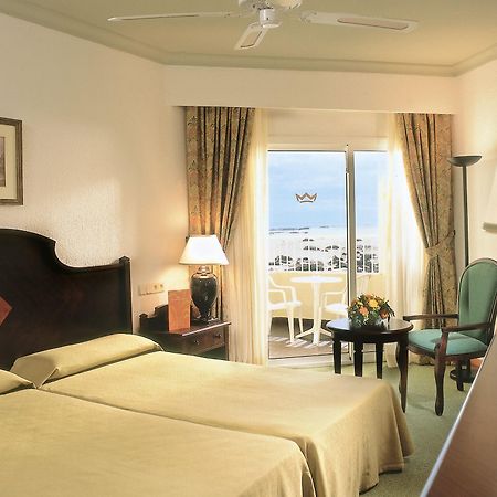 Hotel Riu Oliva Beach Resort คอร์ราเลโฮ ภายนอก รูปภาพ